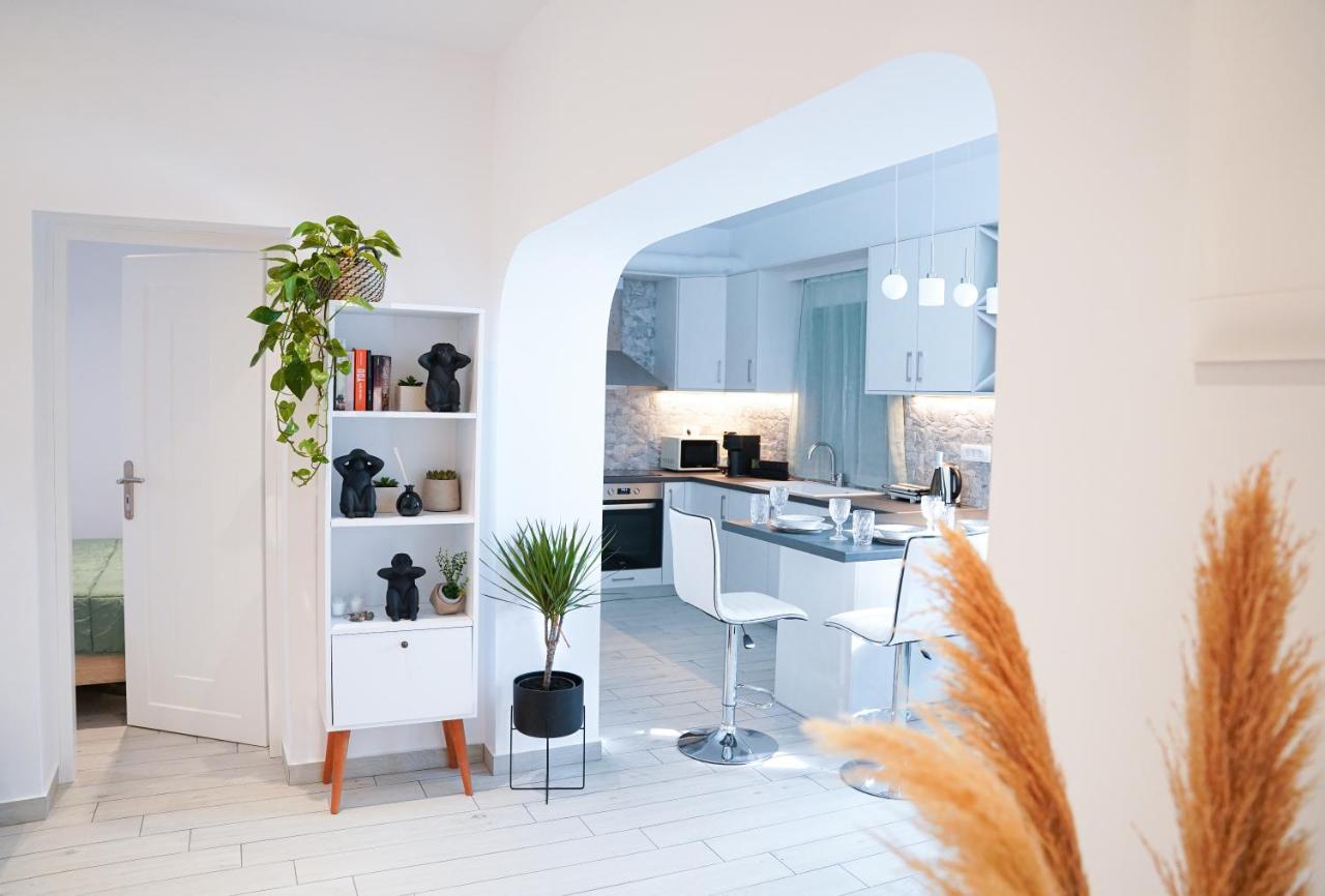Sunstone Apartment サントリーニ エクステリア 写真